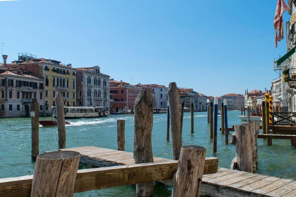 Residence Alma - Rialto Bridge Venedig Eksteriør billede